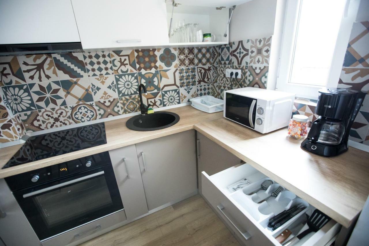 Sunshine Apartament Târgu-Mureş Esterno foto