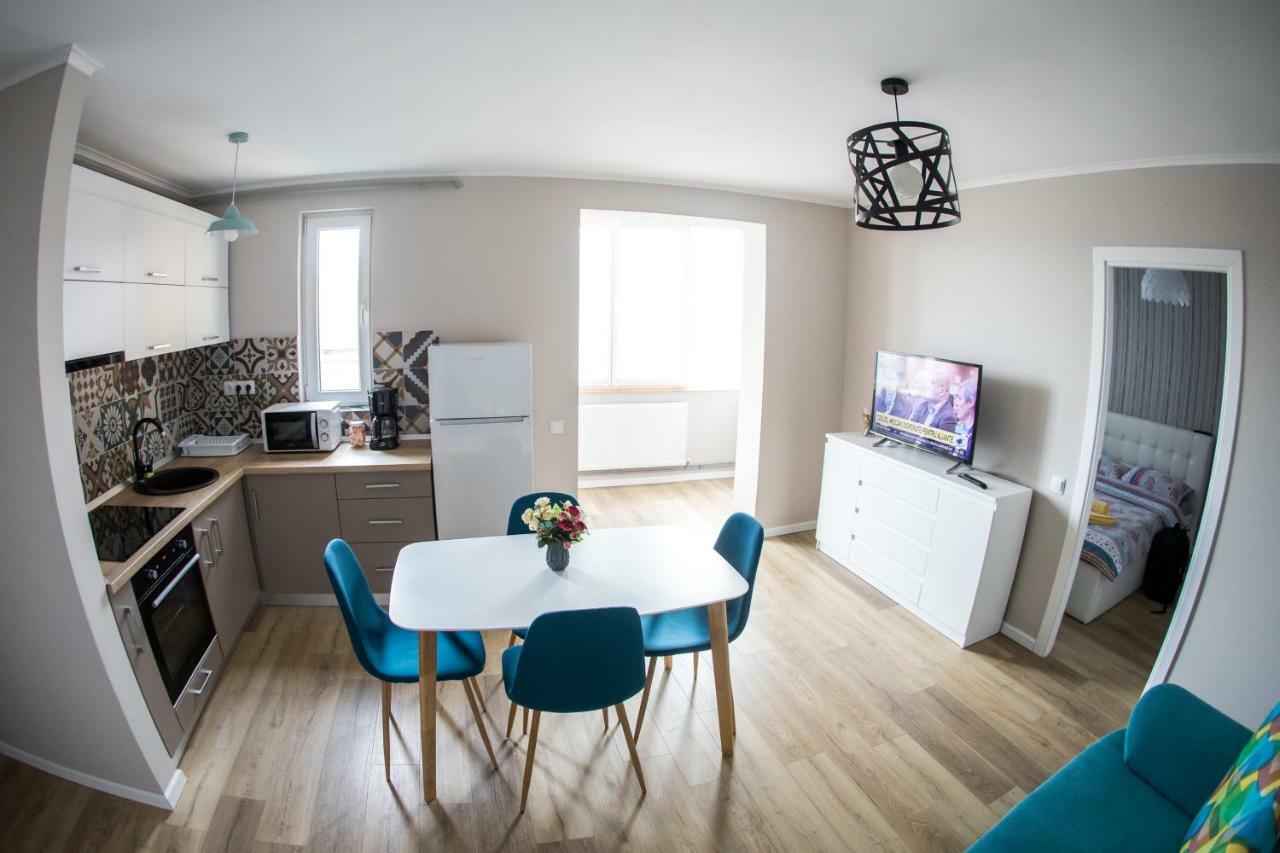 Sunshine Apartament Târgu-Mureş Esterno foto